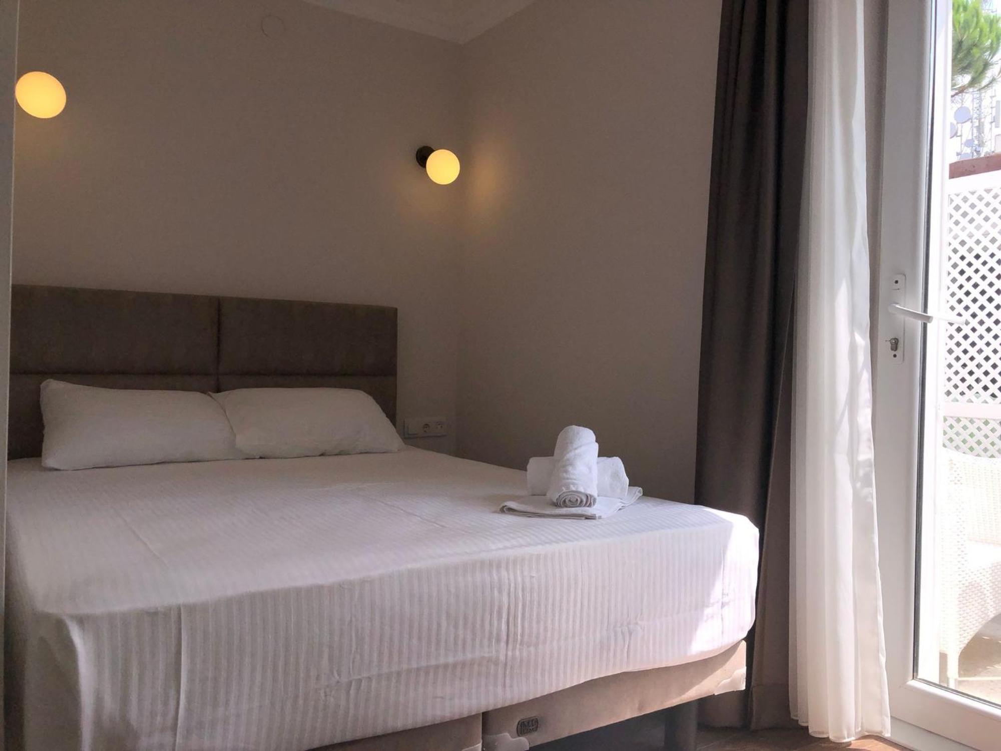 Hi Hotel Ivy Bueyuekada Prinseøyene Eksteriør bilde