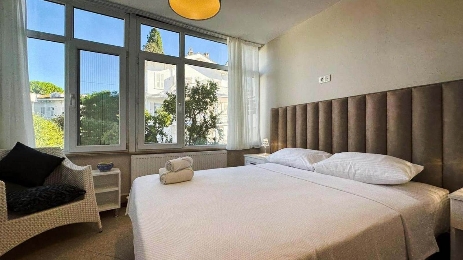 Hi Hotel Ivy Bueyuekada Prinseøyene Eksteriør bilde